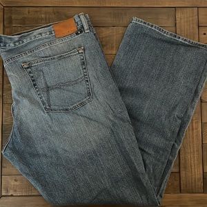 Lucky Brand Men’s Jeans 42Wx32L NWOT